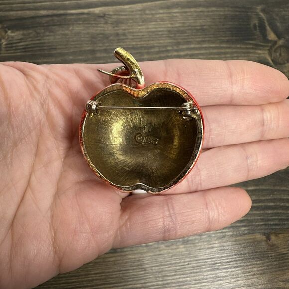 Vintage HAR Red Apple Brooch Pin Enamel Over Metal Hargo Rhinestones Signed - Picture 5 of 12